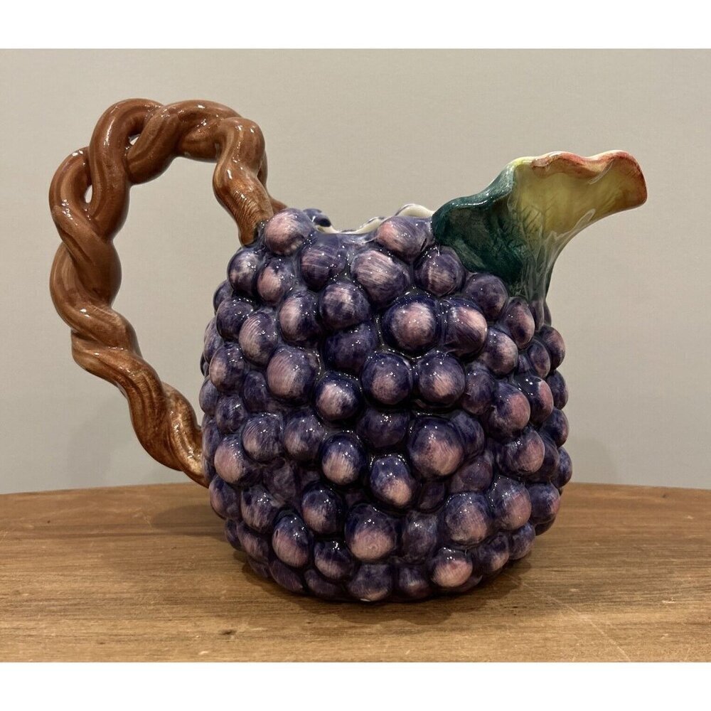 FITZ & FLOYD Sonoma Vineyard 1.5 qt Pitcher Grapes Grapevine Handle Japan